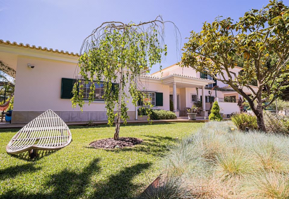 Hotel Buganvilia do Meco B&B, Exterior, Garden
