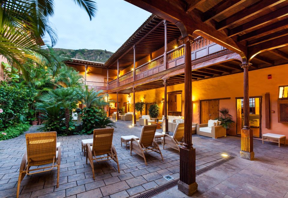 Hotel LIVVO La Quinta Roja, Exterior, Giardino