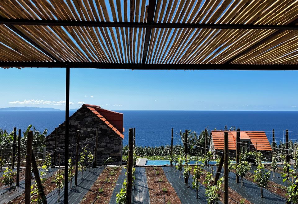 Hotel Casas Do Laranjo- Cottages & Infinity Pool, Exterior, Garden
