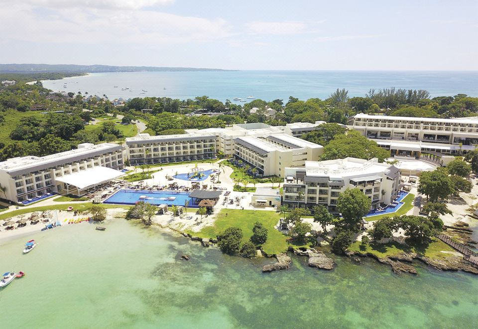 Hotel Royalton Negril Resort, Exterior, Hotel Exterior