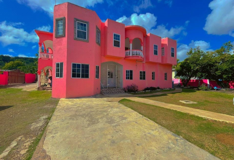 Hotel A Taste of Jamaica Lavern’s Place, Exterior, Hotel Exterior
