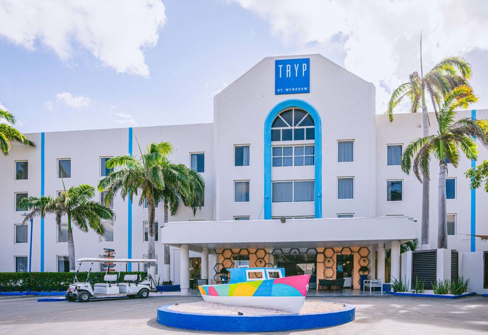 Hotel Tryp by Wyndham Aruba Adults Only Hotel, Exterior, Hotel Exterior