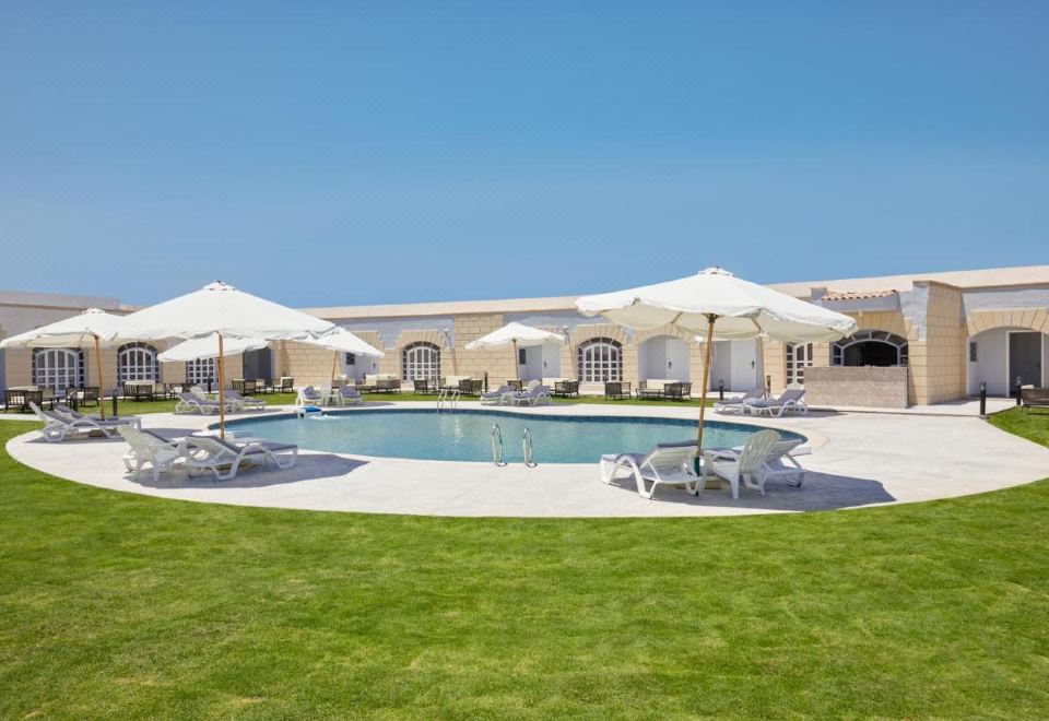 Hotel Le Royal Marina Hotel, Leisure & Recreation, Outdoor Swimming Pool