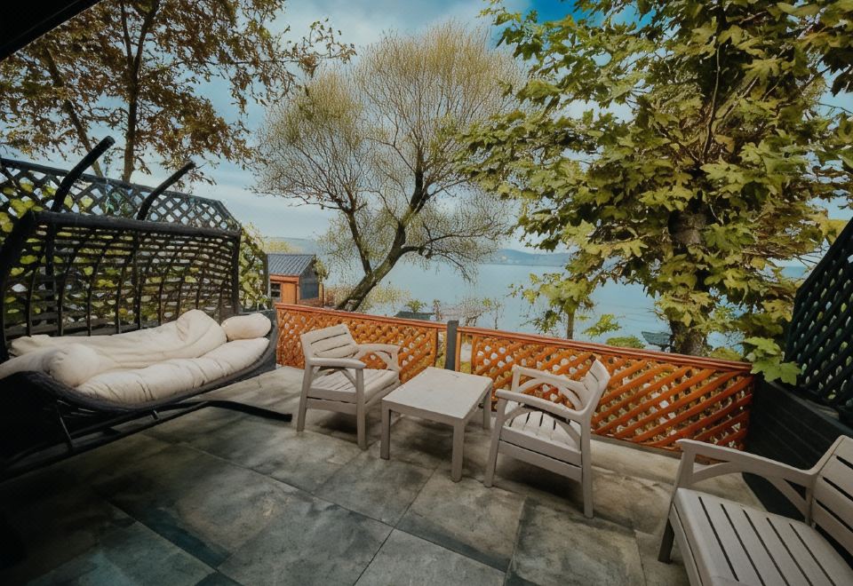 Hotel Sapanca Kiyi Bungalov&Cafe, Exterior, Garden