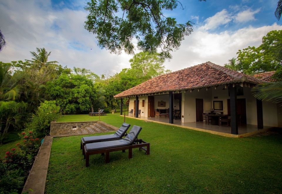 Hotel Palm Paradise Cabanas & Villas Beach Resort, Exterior, Garden