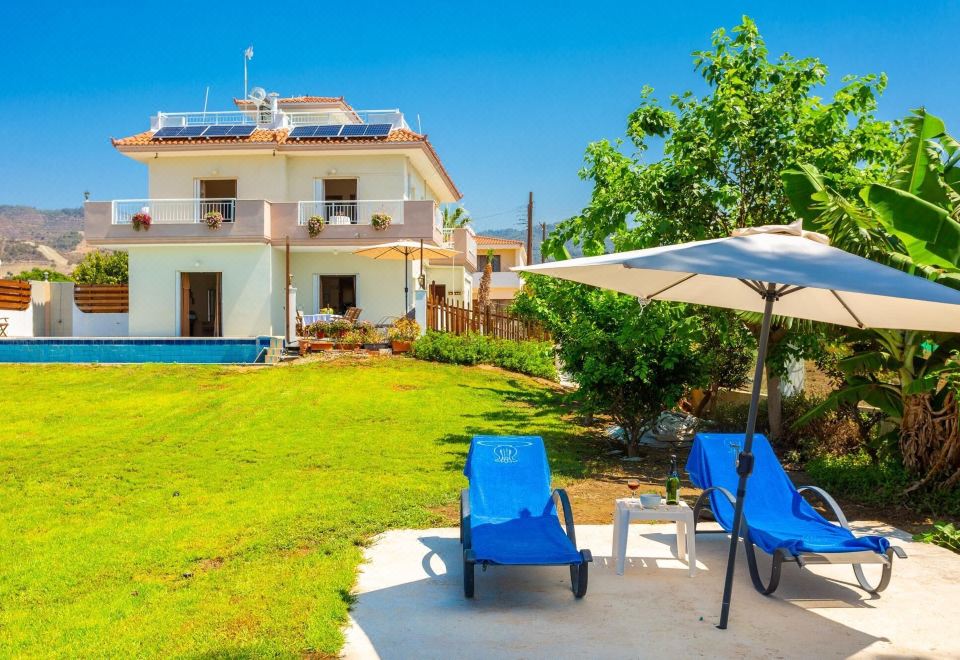 Hotel Kalisto Beach Villa Large Private Pool Walk to Beach Sea Views A C Wifi Car Not Required - 2137, Exterior, Garden