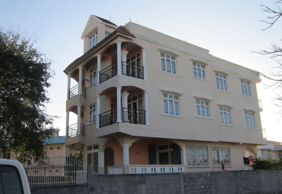 Hotel Aadi Villa, Exterior, Hotel Exterior