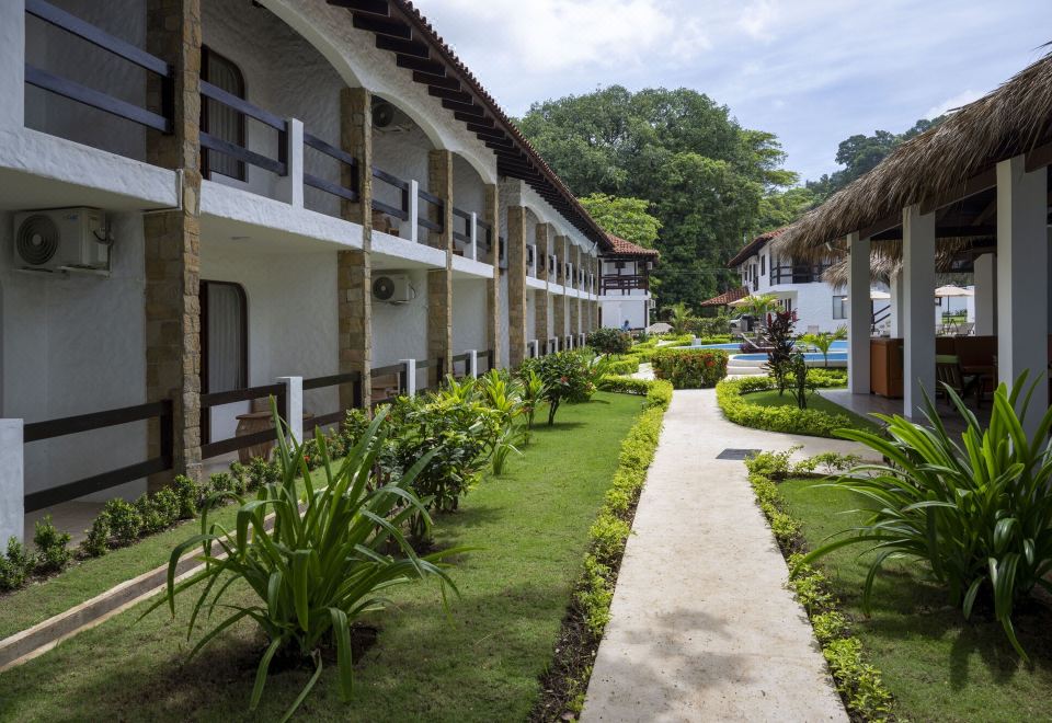 Hotel Fuego del Sol Beachfront Hotel, Exterior, Hotel Exterior