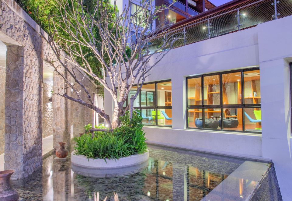 Hotel Zenmaya Oceanfront Phuket, Trademark Collection by Wyndham, Exterior, Garden