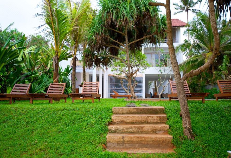 Hotel Roman Beach Hotel, Exterior, Garden
