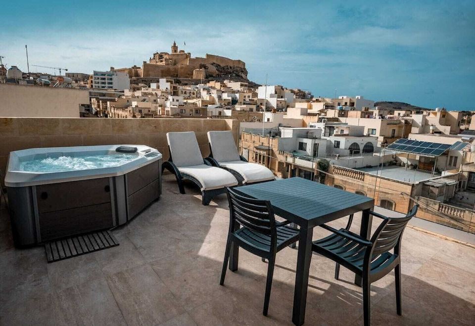 Hotel Cittadella View Penthouse with Jacuzzi, Leisure & Recreation, Hot spring/Public bath