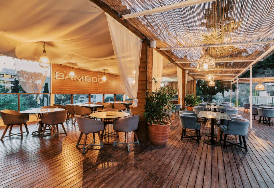 Hotel Bamboo Suites Hotel, Dining, Restaurant
