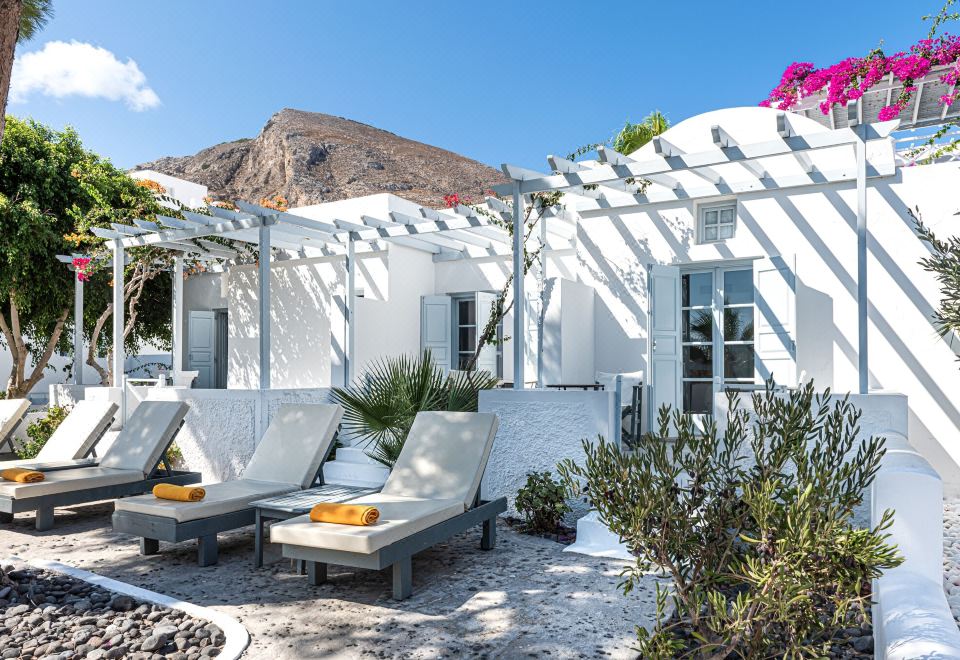 Hotel Santorini Kastelli Resort, Exterior, Garden
