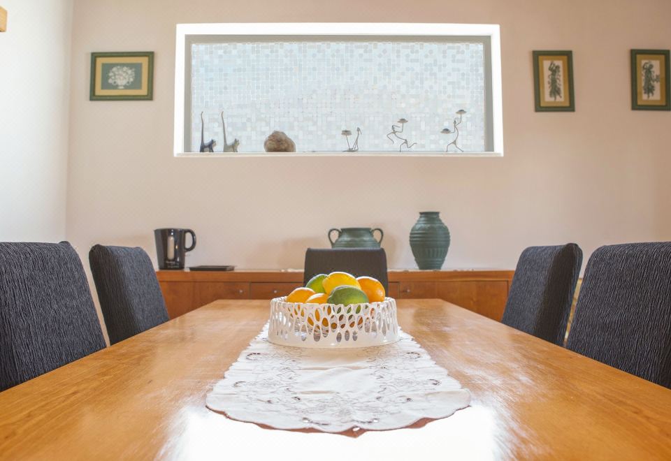 Hotel A33 - Fishermans Cottage in Lagos, Dining, Restaurant