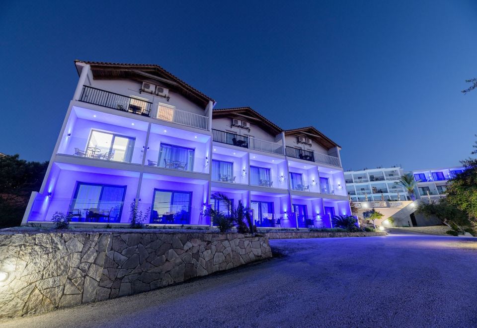 Hotel Christina Apartments, Exterior, Hotel Exterior