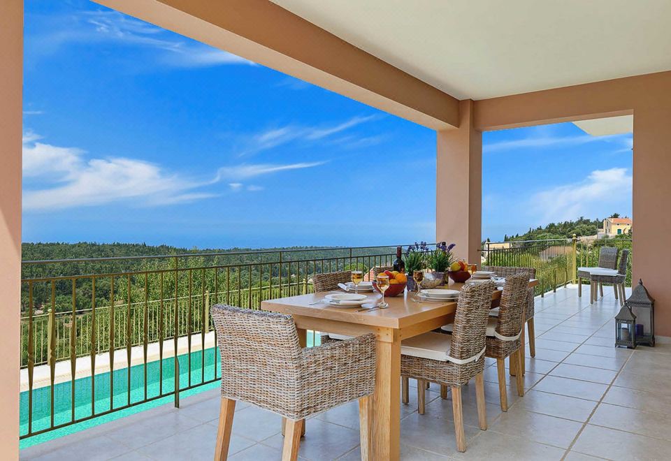 Hotel Villa Nikolas, Dining, Restaurant