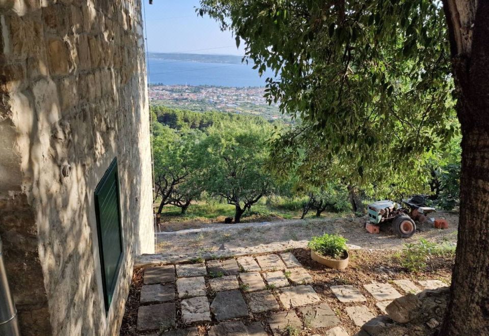 Hotel Stone House Bay View - Kaštel Lukšić, Exterior, Garden