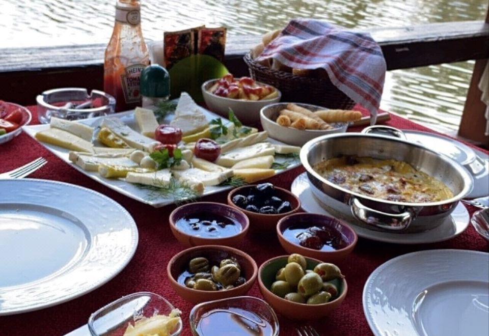 Hotel Larin Otel, Dining, Cuisine