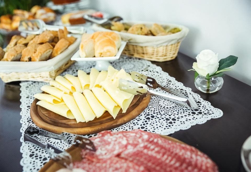 Hotel NapoliMia Boutique Hotel, Dining, Cuisine