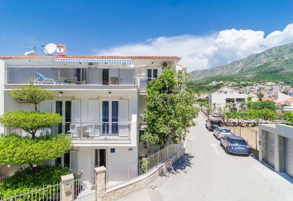 Hotel Rooms & Apartments Barišić, Exterior, Hotel Exterior