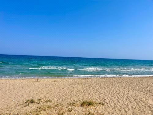 Hotel Relaxing Studio by the Sea, Leisure & Recreation, Beach