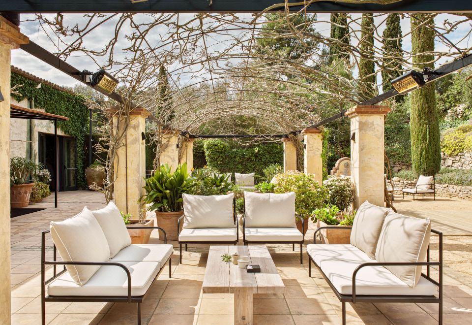 Hotel Mas de Torrent Hotel & Spa, Relais & Châteaux, Exterior, Garden