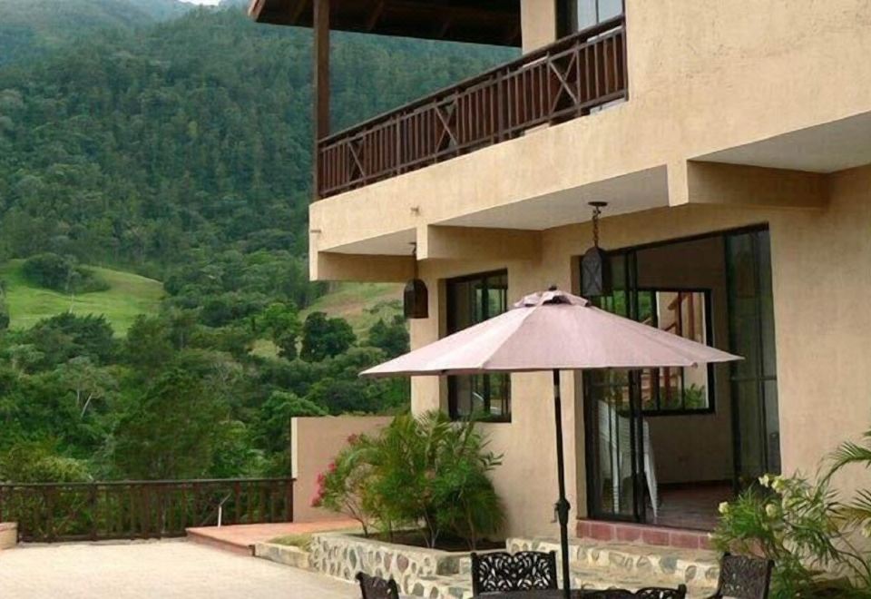 Hotel Rancho la Aurora, Exterior, Garden