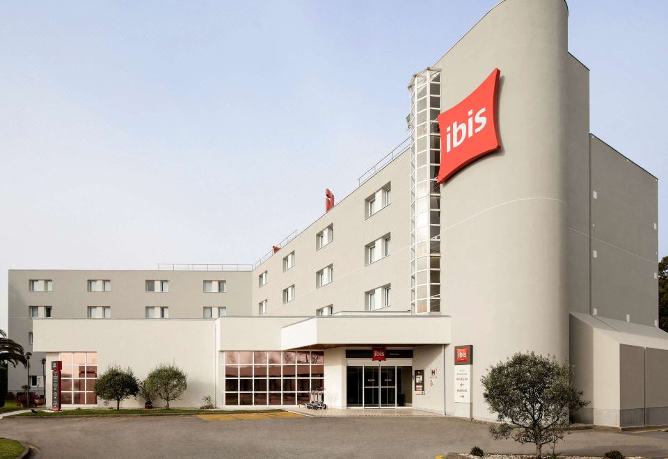 Hotel Ibis Porto Gaia, Exterior, Hotel Exterior