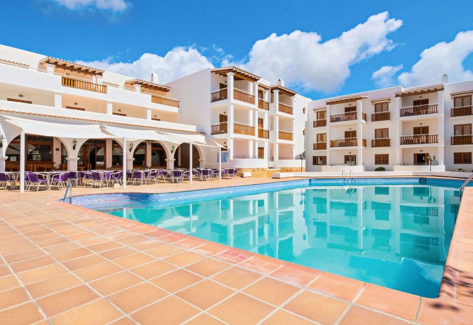 Hotel AzuLine Apartamentos Can Sanso, Leisure & Recreation, Outdoor Swimming Pool
