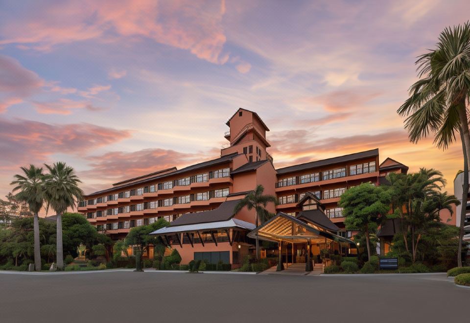 Hotel Courtyard by Marriott Phuket, Patong Beach Resort, Exterior, Hotel Exterior