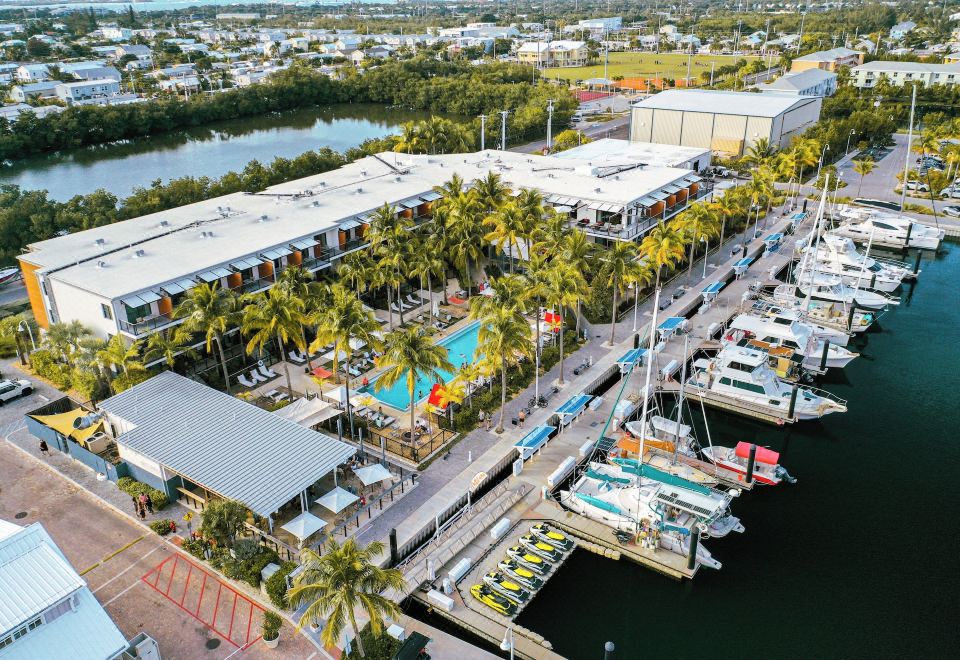 Hotel The Perry Hotel & Marina Key West, Exterior, Hotel Exterior