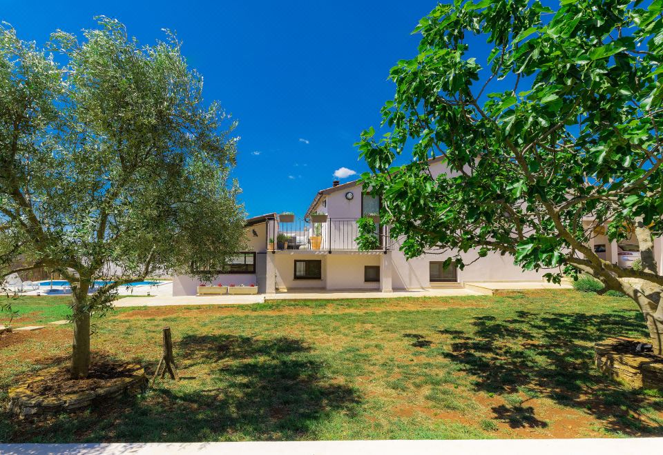 Hotel Barbolan, Exterior, Garden