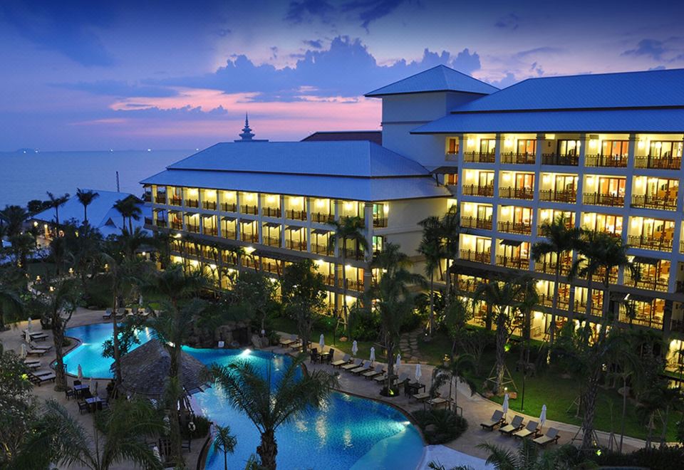Hotel Ravindra Beach Resort & Spa, Exterior, Hotel Exterior