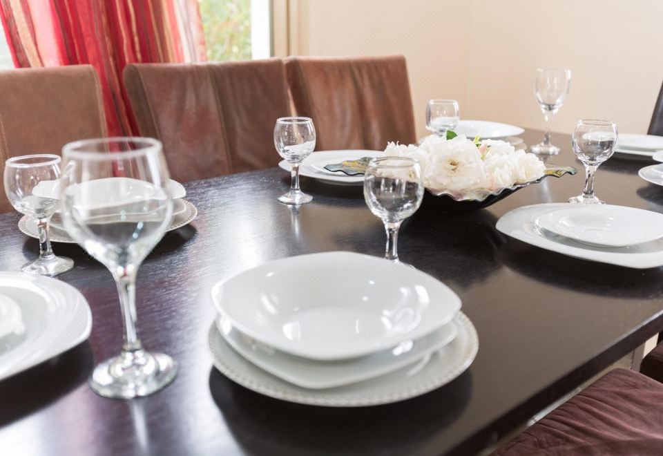 Hotel Villa Felice Large Private Pool Walk to Beach Sea Views A C Wifi Car Not Required - 2776, Dining, Restaurant