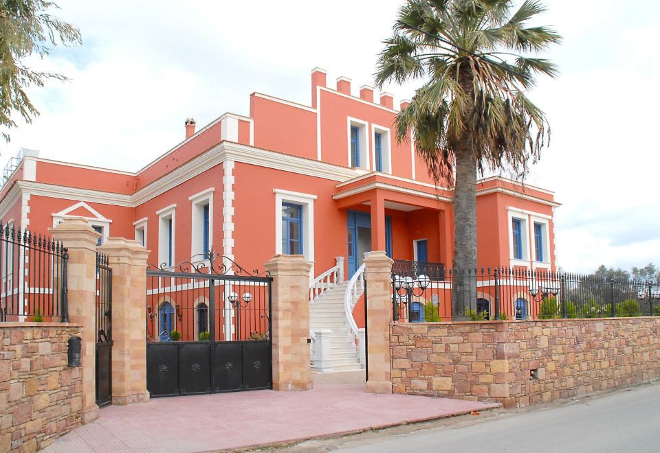 Hotel Sourediko, Exterior, Hotel Exterior