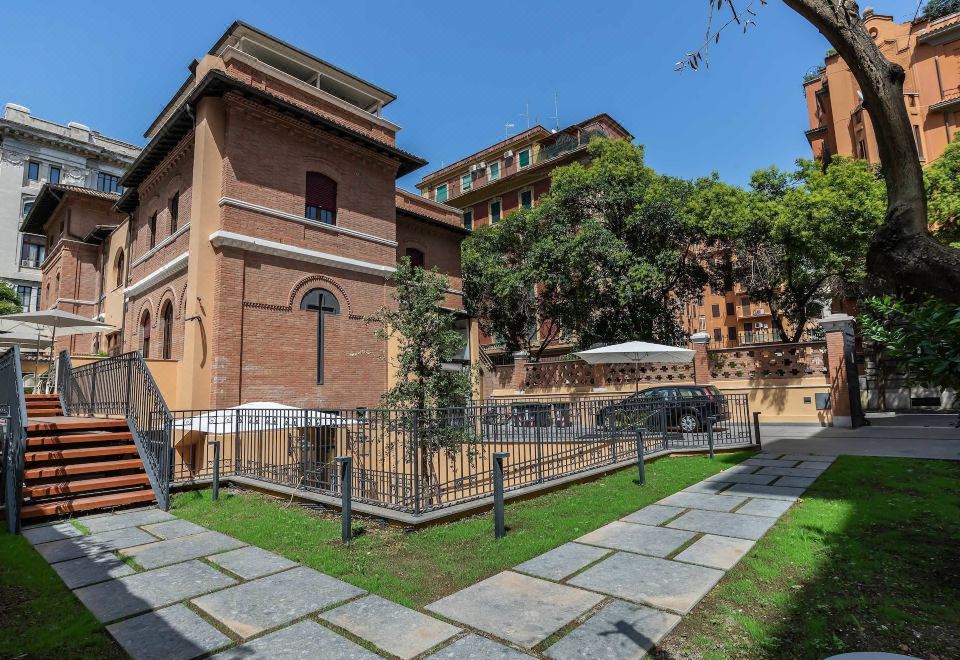 Hotel Albergo Etico Roma, Exterior, Garden