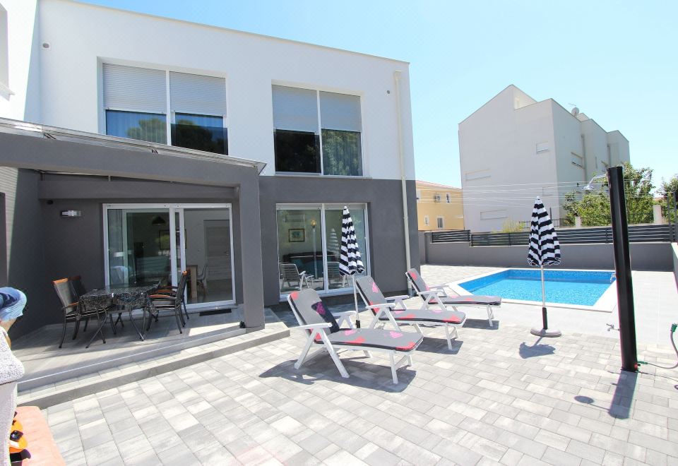 Hotel Apartment Karlo 2, Leisure & Recreation, Outdoor Swimming Pool