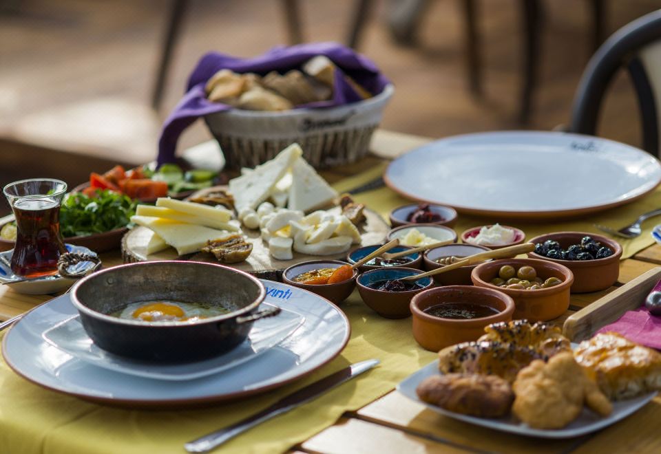 Hotel La Local Yalıkavak, Dining, Cuisine