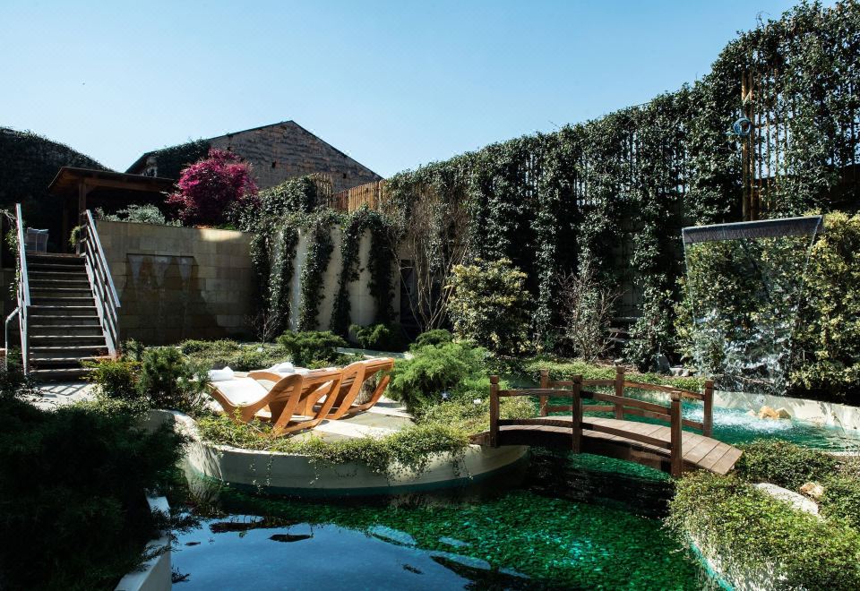 Hotel Gold Tower Lifestyle Hotel, Exterior, Garden