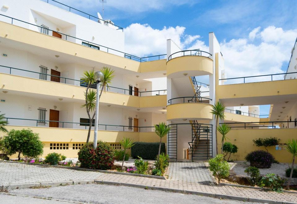 Hotel Clube Meia Praia, Exterior, Hotel Exterior