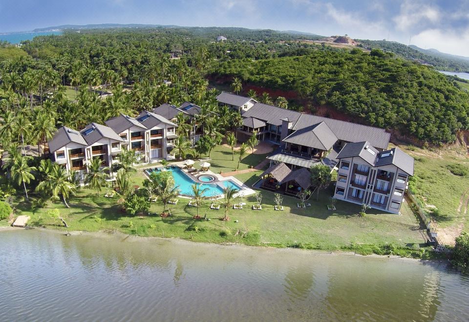 Hotel Amaranthe Bay Resort & Spa, Exterior, Hotel Exterior
