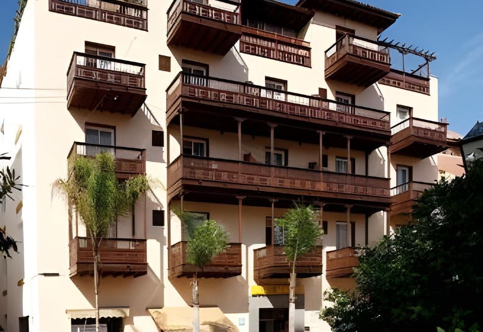 Hotel Monopol, Exterior, Hotel Exterior