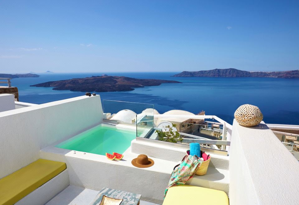 Hotel Caldera's Bliss Suites, Leisure & Recreation, Outdoor Swimming Pool