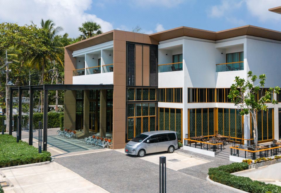 Hotel Bella Nara Phuket Naiyang Beach, Exterior, Außenbereich des Hotels