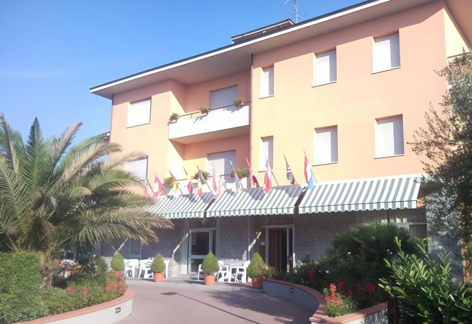 Hotel Trasimeno Bittarelli, Exterior, Hotel Exterior