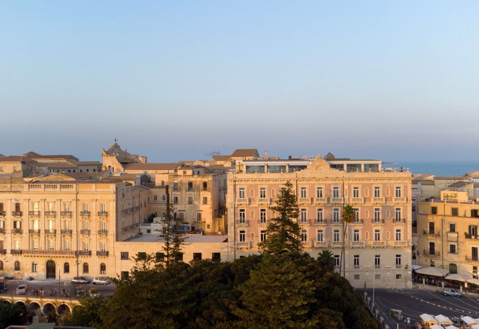 Hotel Grand Hotel des Etrangers, Exterior, Hotel Exterior