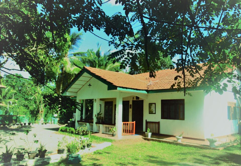 Hotel Green Herbal Ayurvedic Eco-Lodge, Exterior, Garden