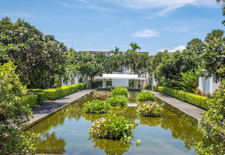 Hotel Rayong Marriott Resort & Spa, Exterior, Garden