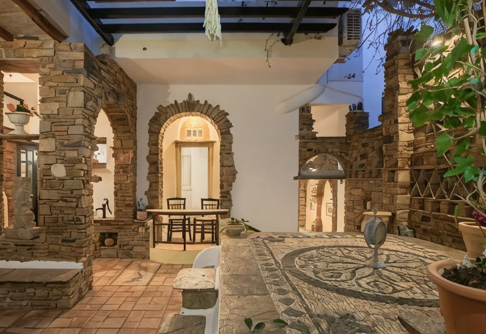 Hotel Voreades, Exterior, Garden