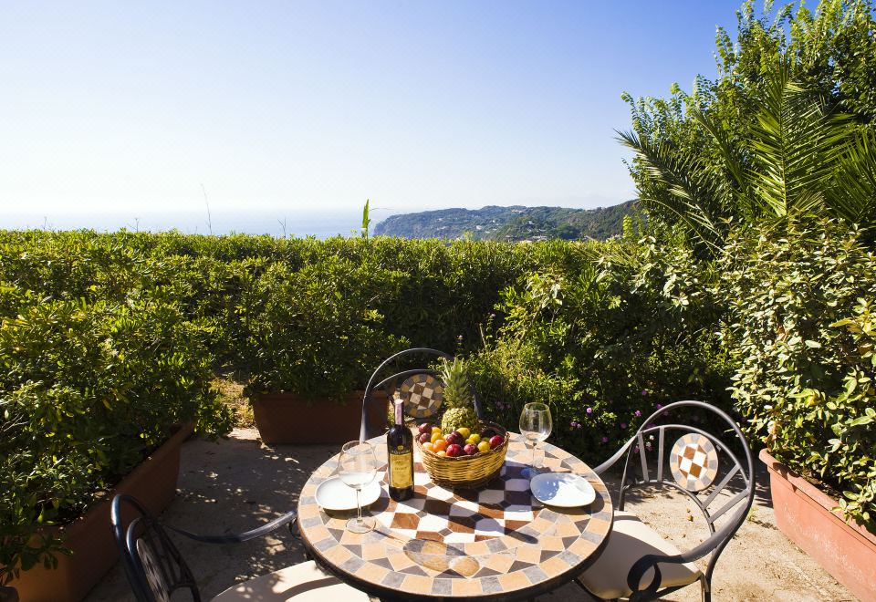 Hotel Poggio Del Sole, Exterior, Garden